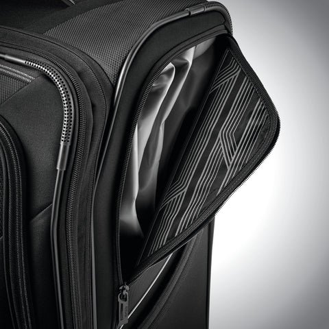 American Tourister® Zoom Turbo 20" Spinner Carry-On